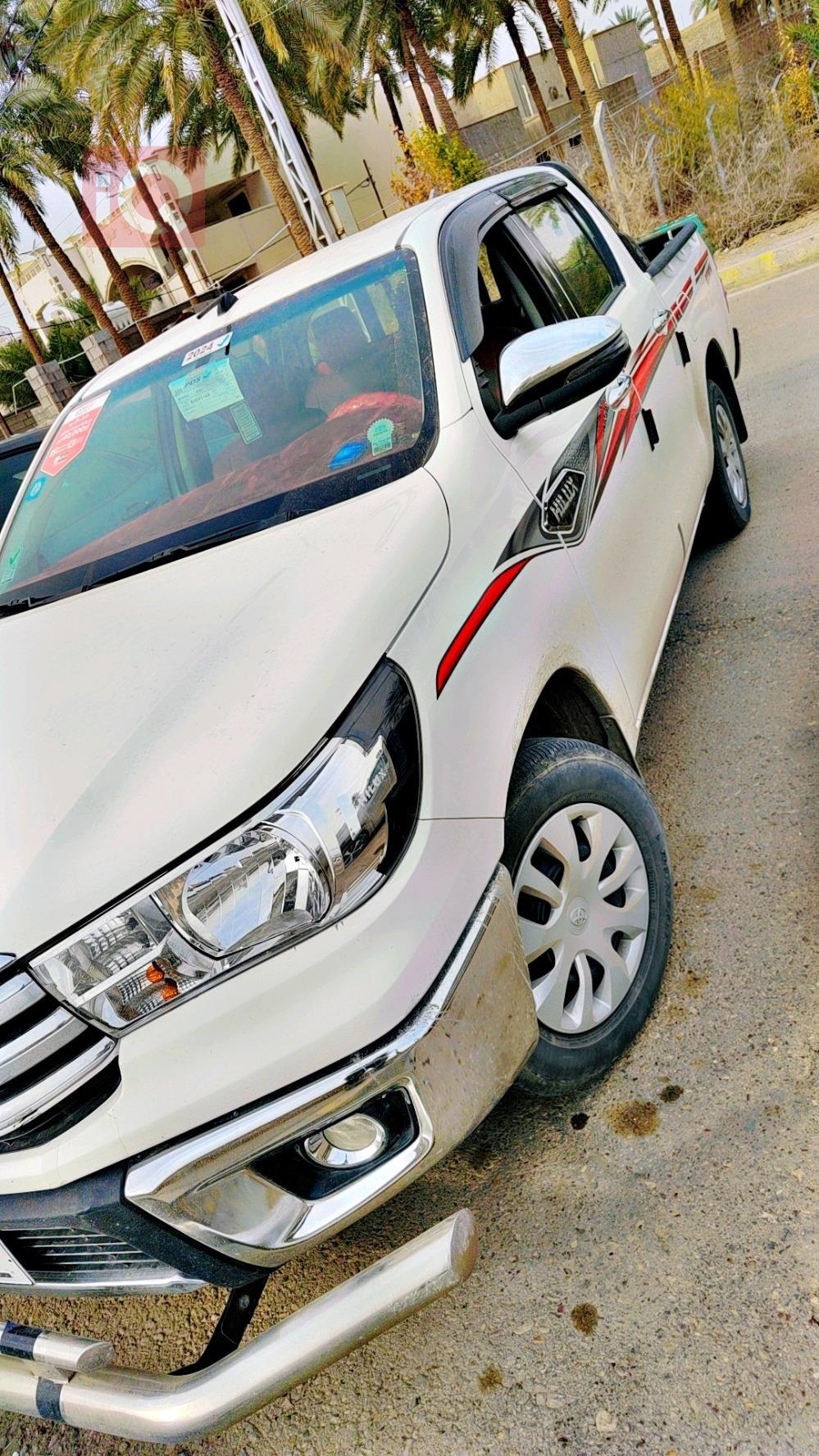 تويوتا هايلوكس